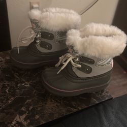 Size 6c Girls Snow Boots 