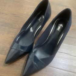 Beautiful Navy Blue Women Shoes Size 8 Worn Once Only 
