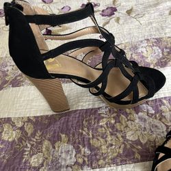 Casual Open Toed Shoes 5$