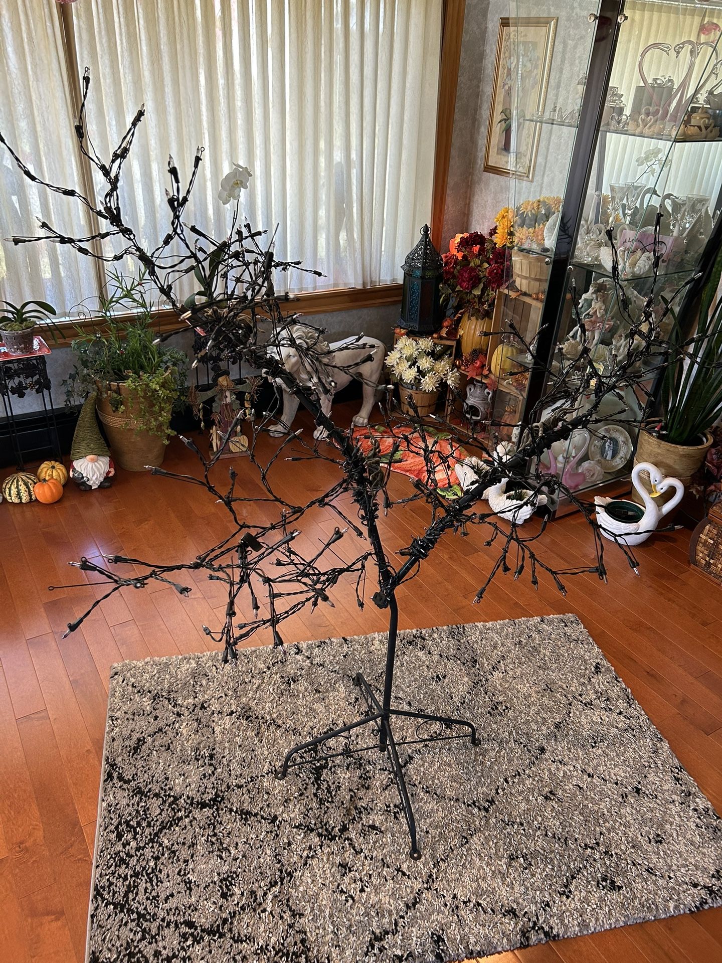 Halloween Black Tree 