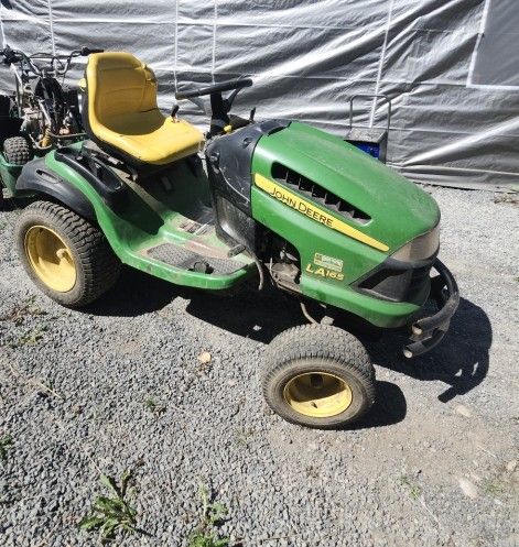 John Deere La165
