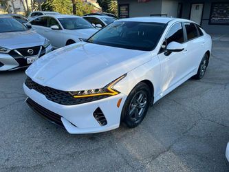 2023 Kia K5