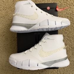 Size 10 - Nike Zoom Kobe 1 Protro Noise Cancelling (new With Box, Has Slight Yellowing On Swoosh And Missing The Removable Tongue tag )