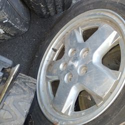 Set up 5 rims And Tires