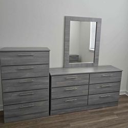 Dresser Whit Mirror And Chest - Cómoda Con Espejo Y Gavetero 