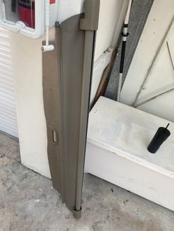 Volvo XC70 2001 - 2007 Parcel Shelf Load Cover - Nice condition Tan Beige