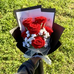 Crochet red roses and white baby's breath bouquet