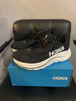 Hoka Clifton 10/ size 10.5D Men’s $100