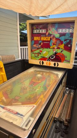 Old vintage Hot shot pinball machine