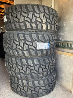 35/12.5/R20 New Set Of Tires