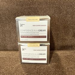 It cosmetics confidence in a cream