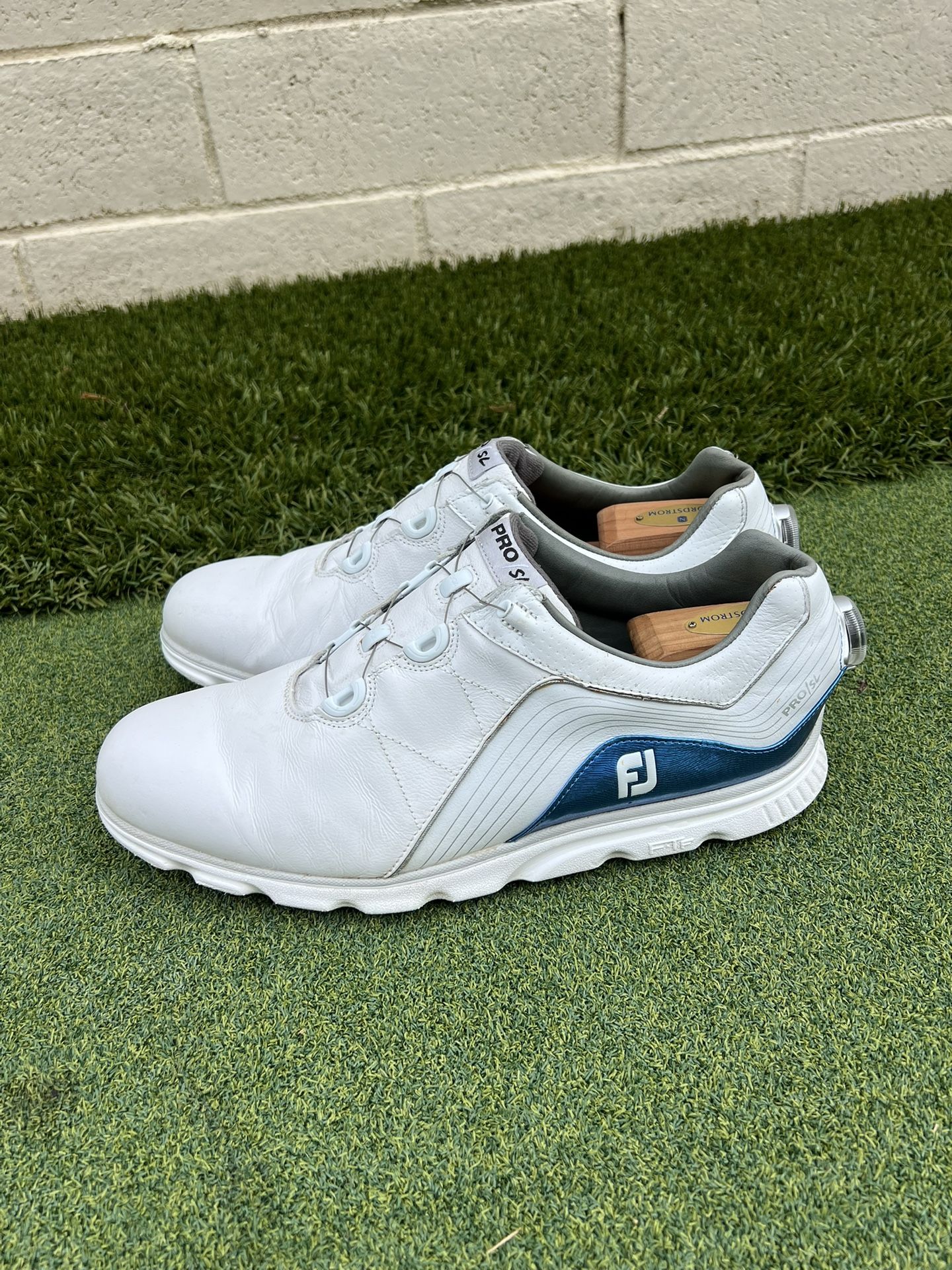 FootJoy BOA ProSL White/Blue. Size 11.5M Most Comfortable Golf Shoes