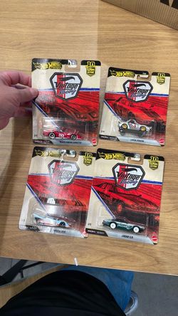 Hot wheels premium vintage R