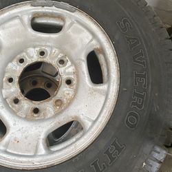 4 Pickup Tires With rims LT265 70/R17
