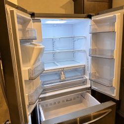 Samsung 22.6 cu. ft. Counter-Depth French Door Refrigerator