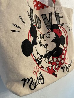 Disney Mickey and Minnie Mouse Kisses and Hearts Purse Wallet Wristlet