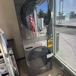 LG Washer And Electric Dryer Stackable 