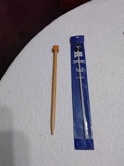 Knitting needles both For