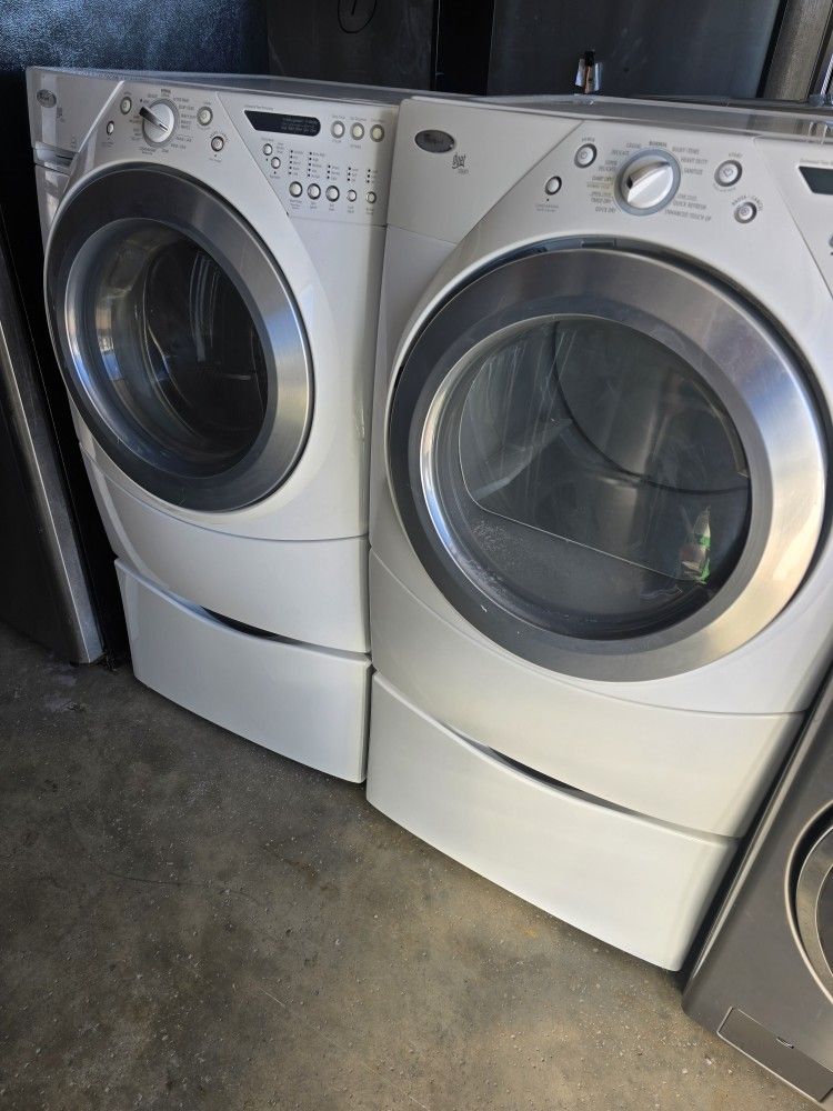 Whirlpool Washer And Dryer Gas$ 550