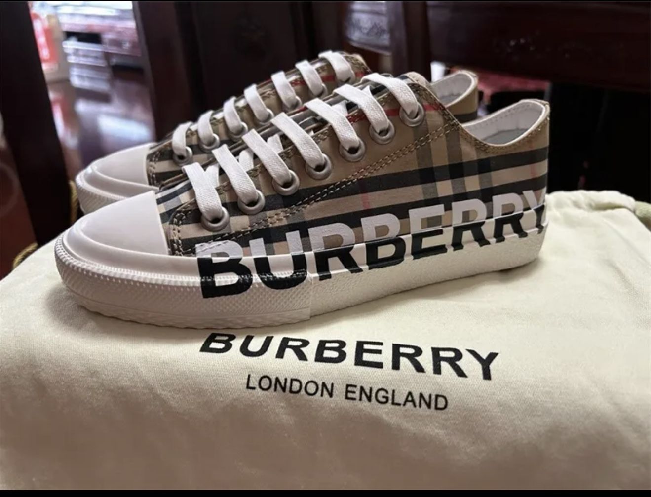Burberry Shoes