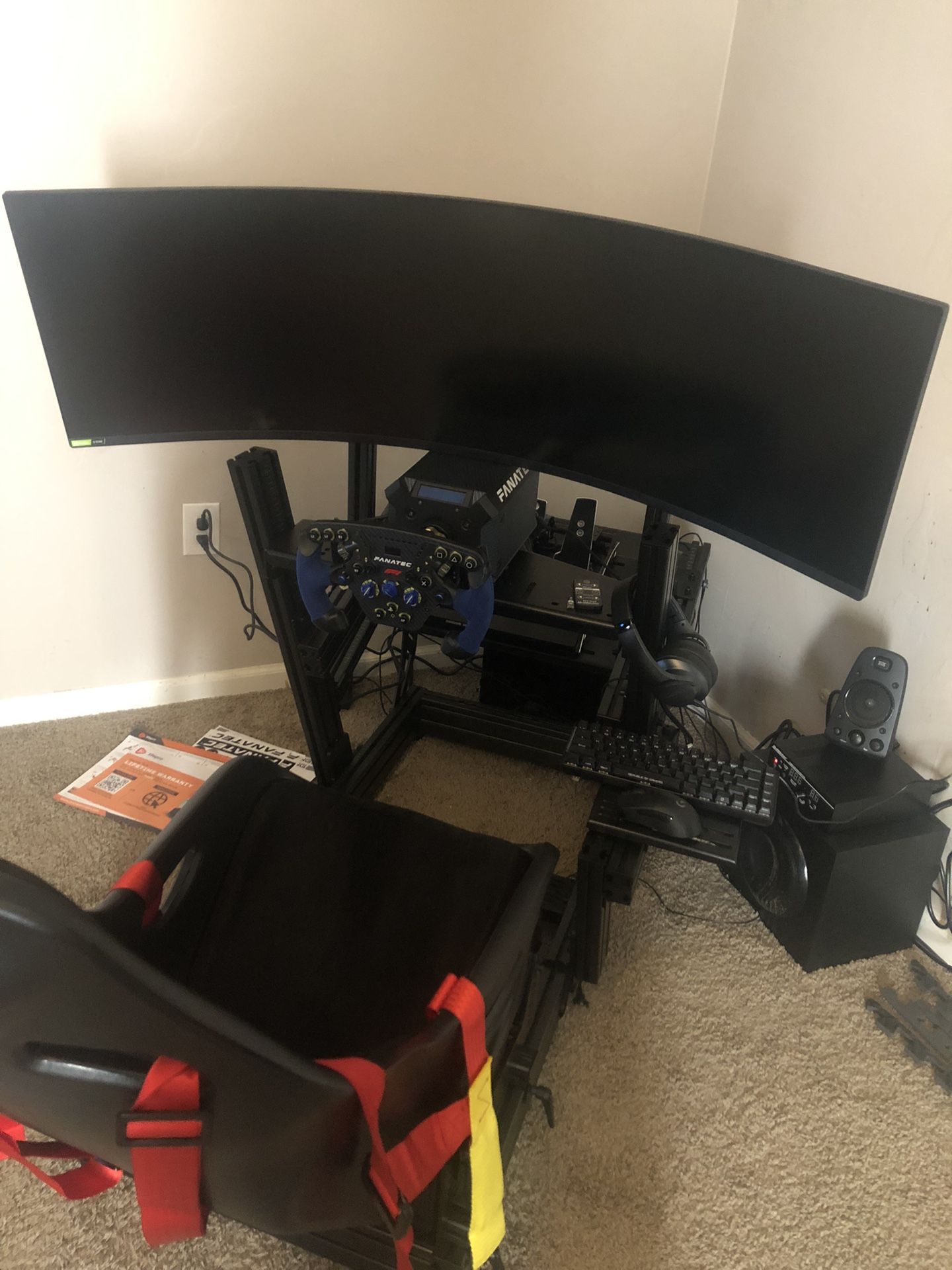 SAMSUNG Odyssey G9 49" QLED Gaming Monitor Dual QHD Display