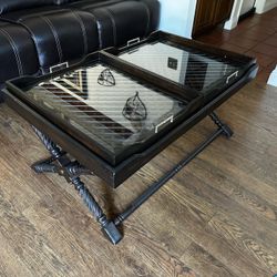 Coffee table with removable trays