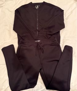 REBEL MINDS Tracksuit.  Size large