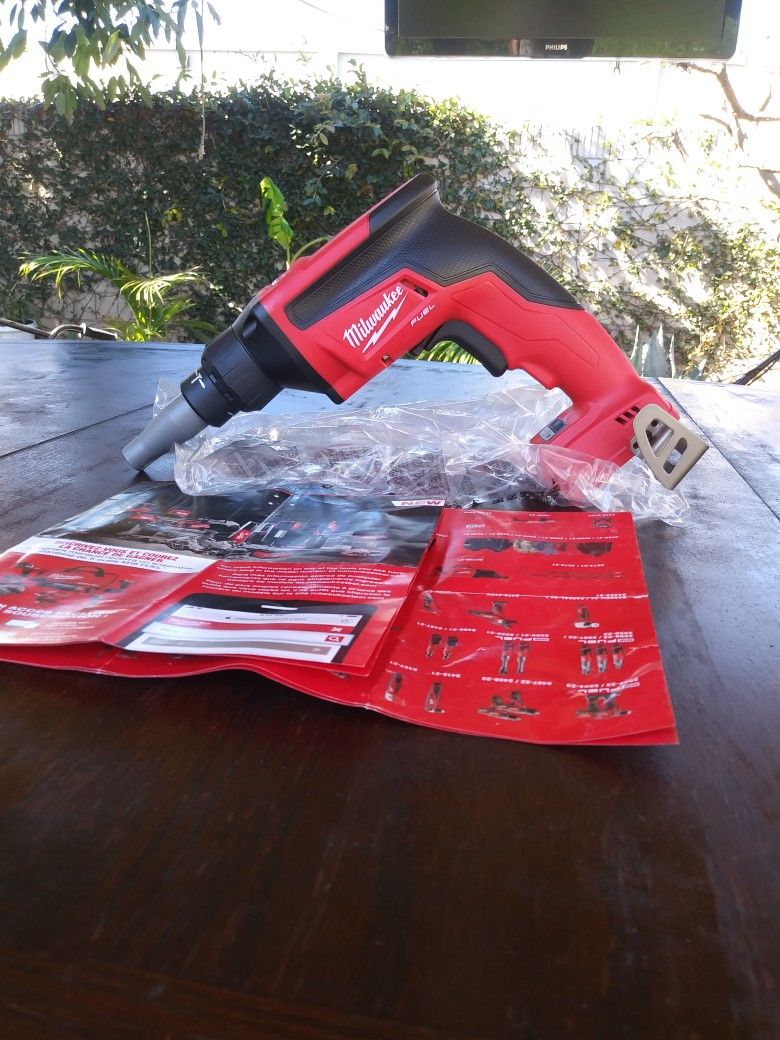 Milwaukee 18v New. Fuel. Screwgun. Brushless Motor.