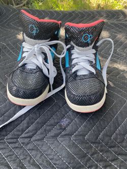 Girls sneakers size 2