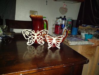 Two Vases An Two Butterfly Decorations