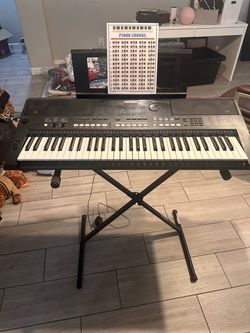 Yamaha Keyboard