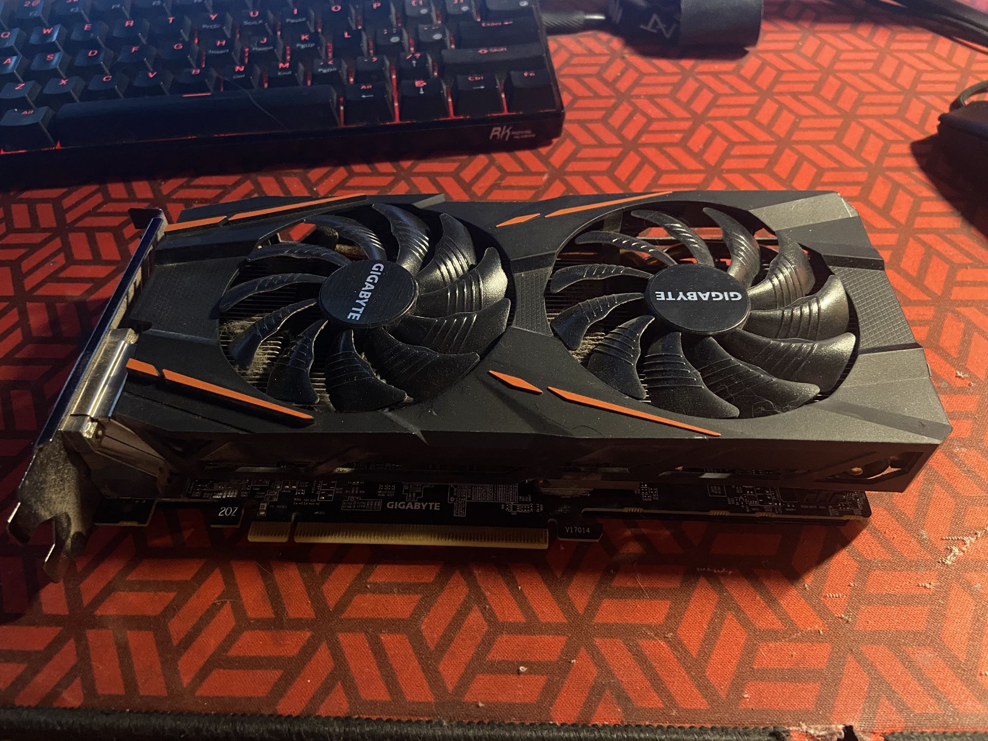 RX 570