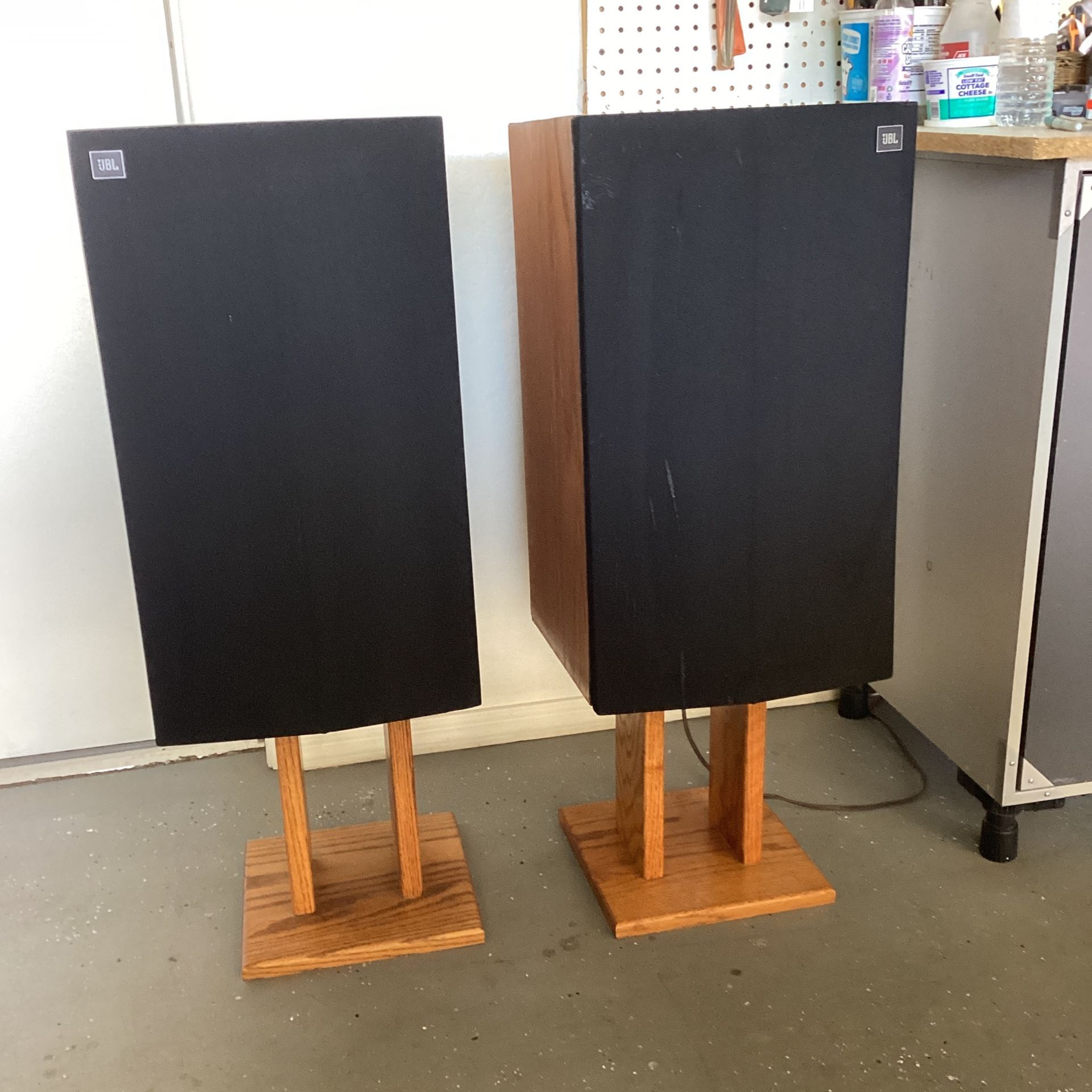 JBl Floor Speakers With Oak Stands 12” W 24”H 13” D. for Sale in ...