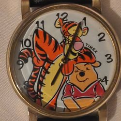 BLOWOUT SALE! Classic vintage Timex Winnie the Pooh & Tigger Watch working condition