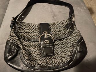 Blk/grey Vintage Coach monogram large Soho bag-like new