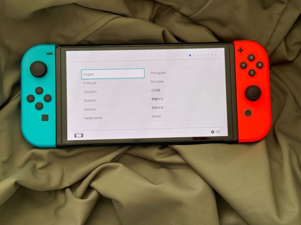 Nintendo Switch OLED HEG-001