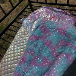 2 Kids Blanket Sleeping Bags