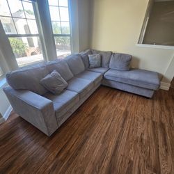 Gray Sectional Sofa – Mint Condition