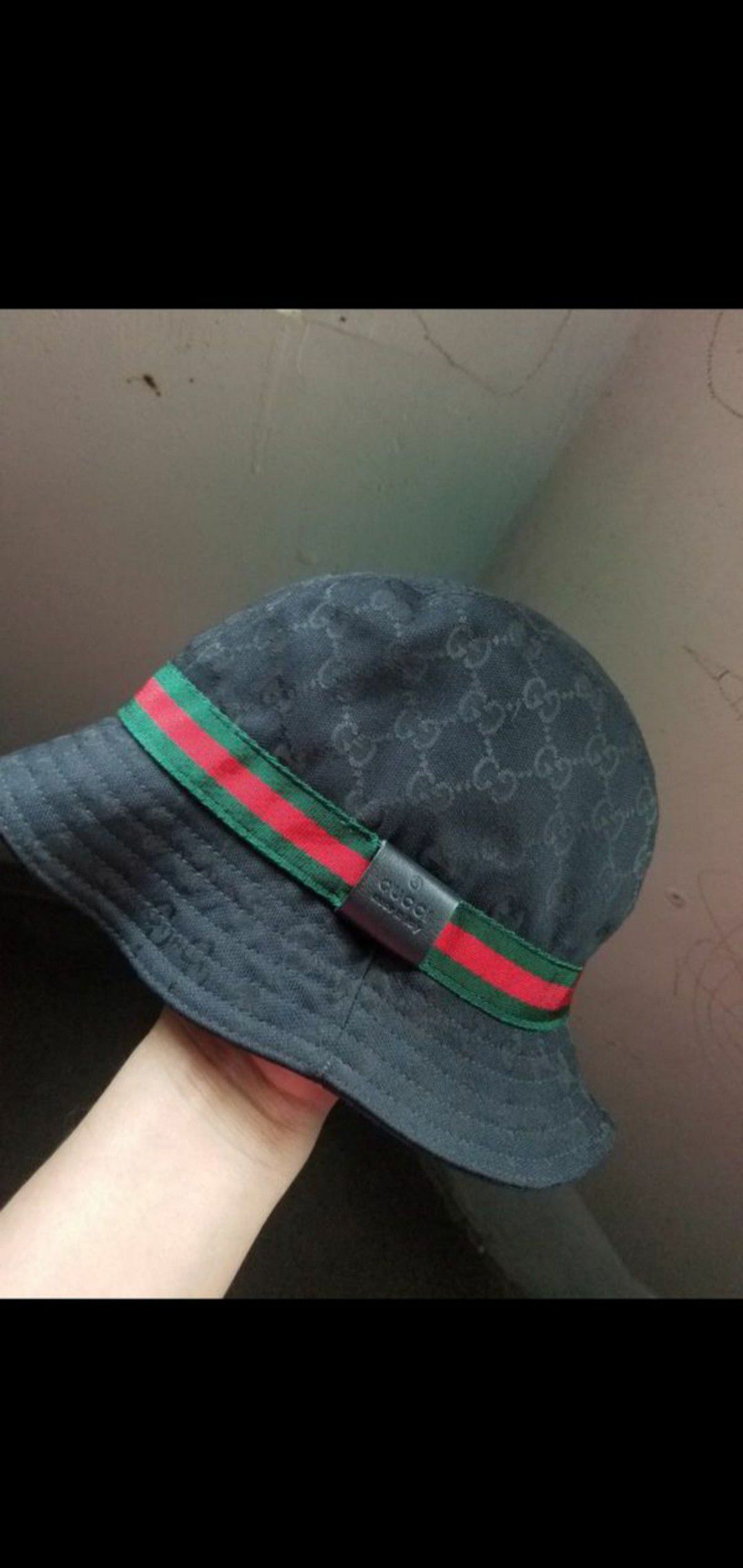 Authentic Gucci Black Canvas Bucket Hat size large