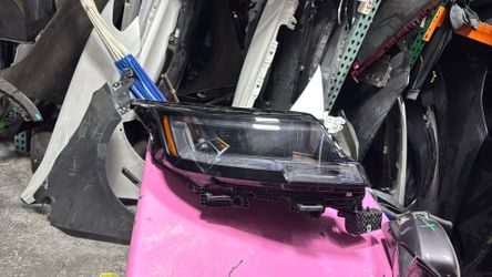 2025 2026 Land Rover, Passenger Side, Headlight,