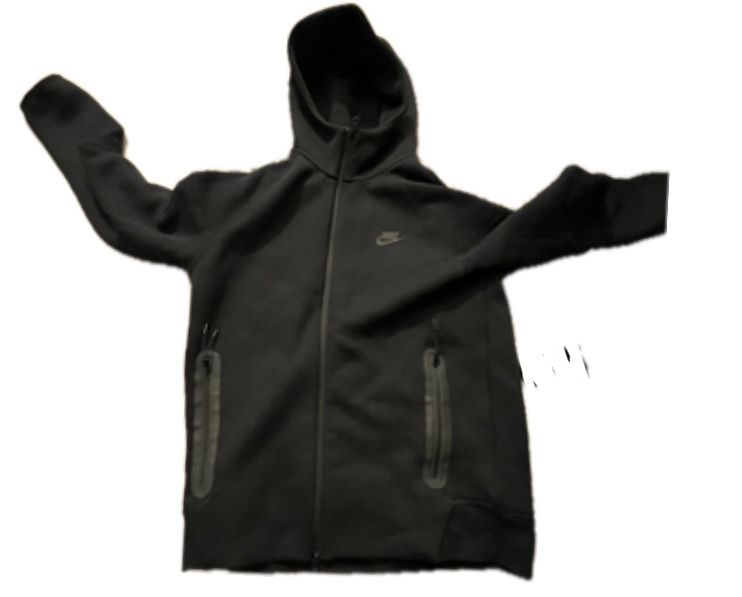 Black Nike Tech Men’s Medium