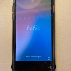 iPhone SE 2nd Gen (2020) – Unlocked – Minor Crack – Works Great