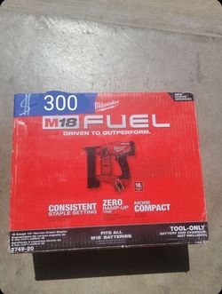 Milwaukee M18 FUEL 18-Volt Lithium-Ion Brushless Cordless 18-Gauge 1/4 in. Narrow Crown Stapler (Tool-Only)
