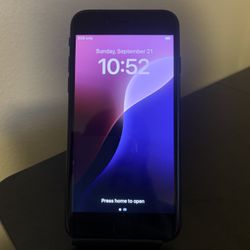 iPhone SE (3nd Gen) 64GB - Black (AT&T)