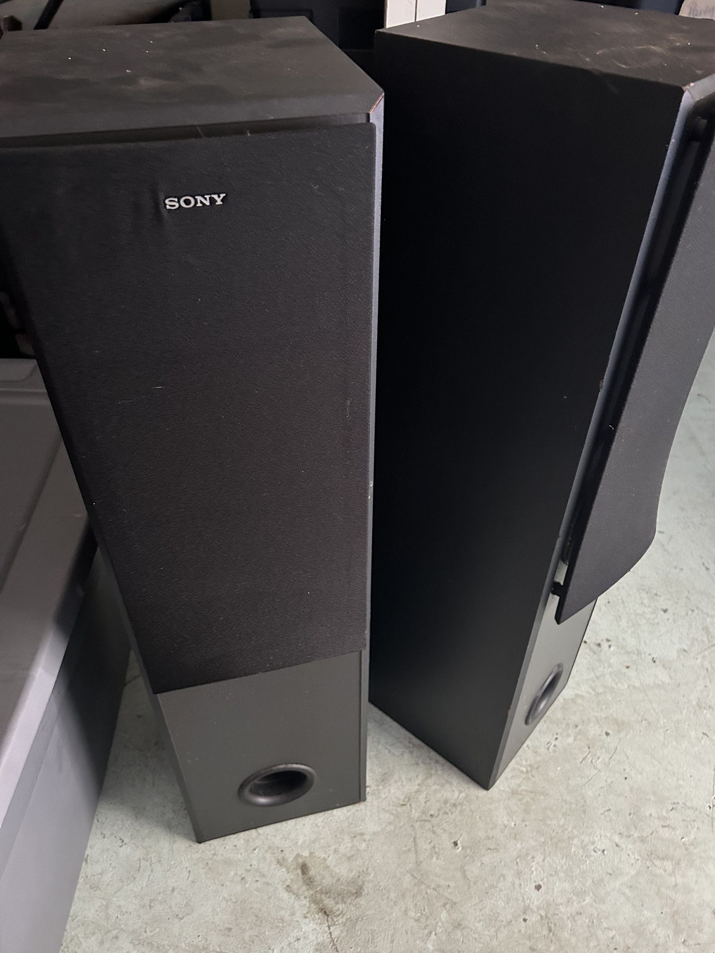 Sony Speakers $15 Pick Up ASAP 