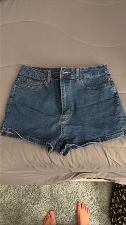Forever 21 Jean shorts Sz 29