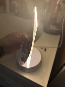 Light for photos/anything you would like SEE PICS VIDEOS/ A LOT MORE ON SELLER SITE $10 19082