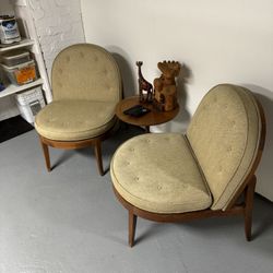 Set of Two Mid century Modern Chairs And End Table
