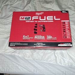 Milwaukee  M12 Fuel