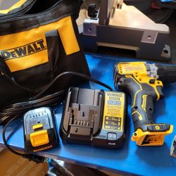 Dewalt Xtreme Drill With Charger, Battery, And Bag